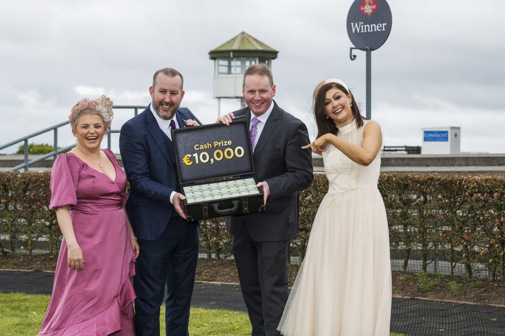 Galway Races Announce €13,000 Cash Prize for Ladies Day